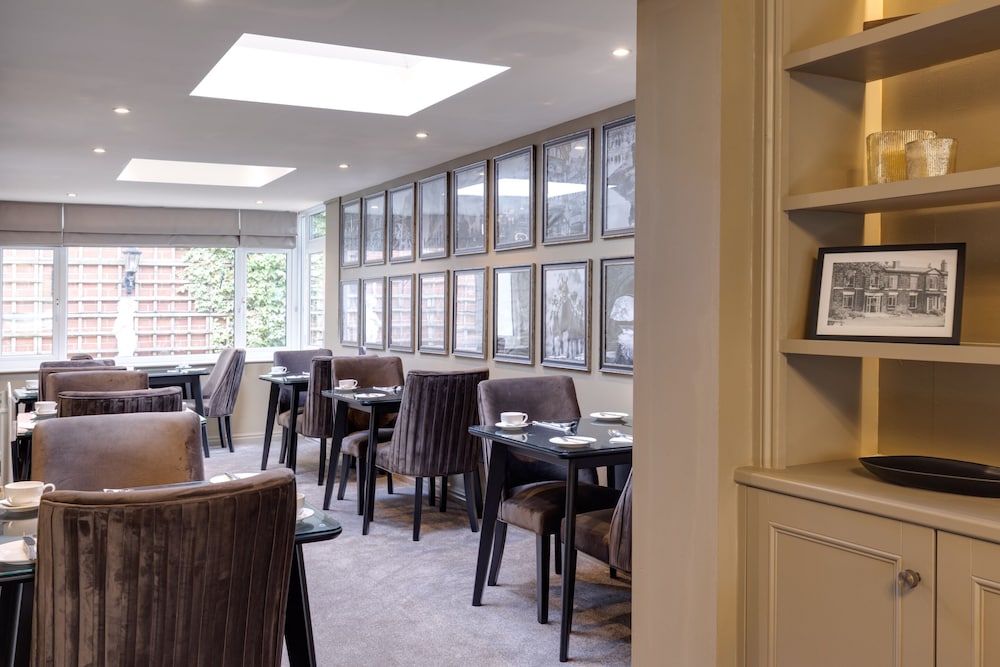 Stone Villa Chester by null