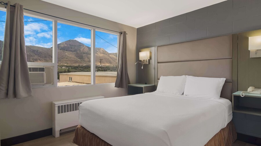 Canadas Best Value Inn & Suites Kamloops