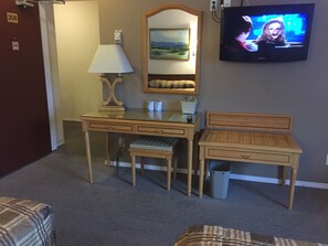 Room, 2 Queen Beds, Private Bathroom | Room amenity - Hotel DeOro (Lillooet)