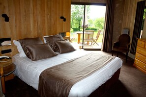 Doppelzimmer | Zimmersafe, Schreibtisch, schallisolierte Zimmer, kostenloses WLAN