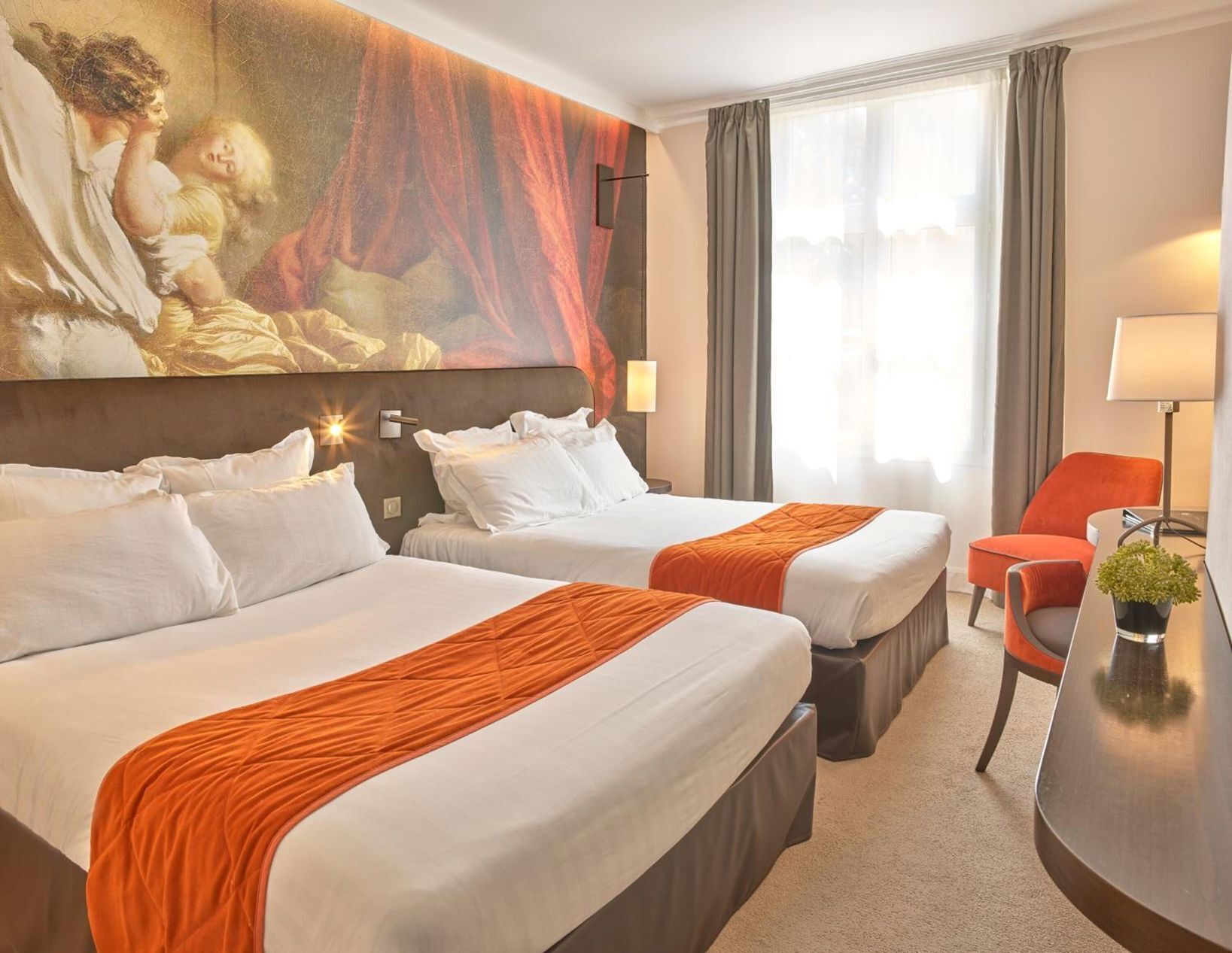 Desk, free WiFi, bed sheets