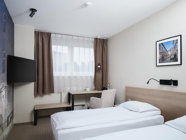 Iness Hotel - Łódź