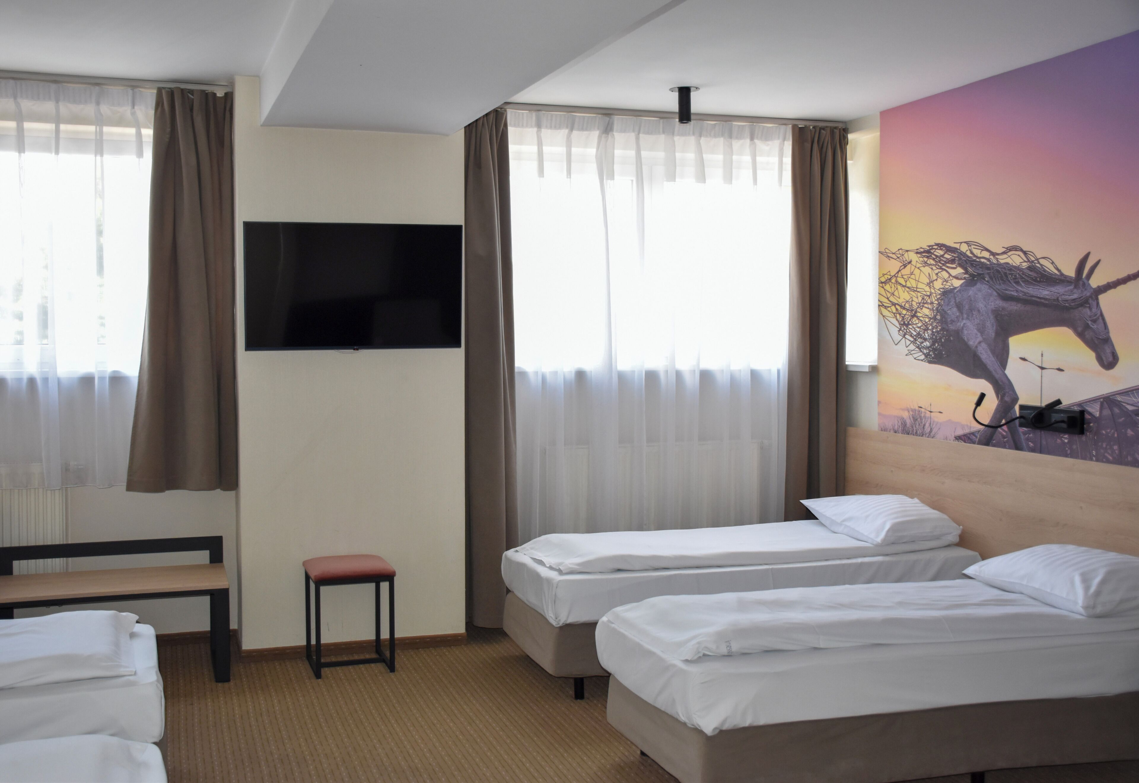 Chambre Quadruple Classique | Bureau, espace de travail pour ordinateur portable
