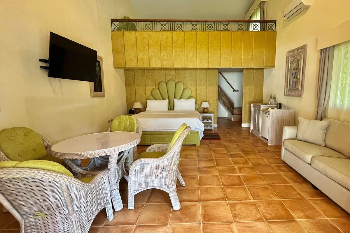 Beachfront Villa | 1 bedroom, minibar, in-room safe, desk