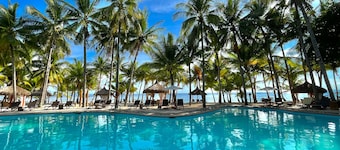 Coco Grove Beach Resort