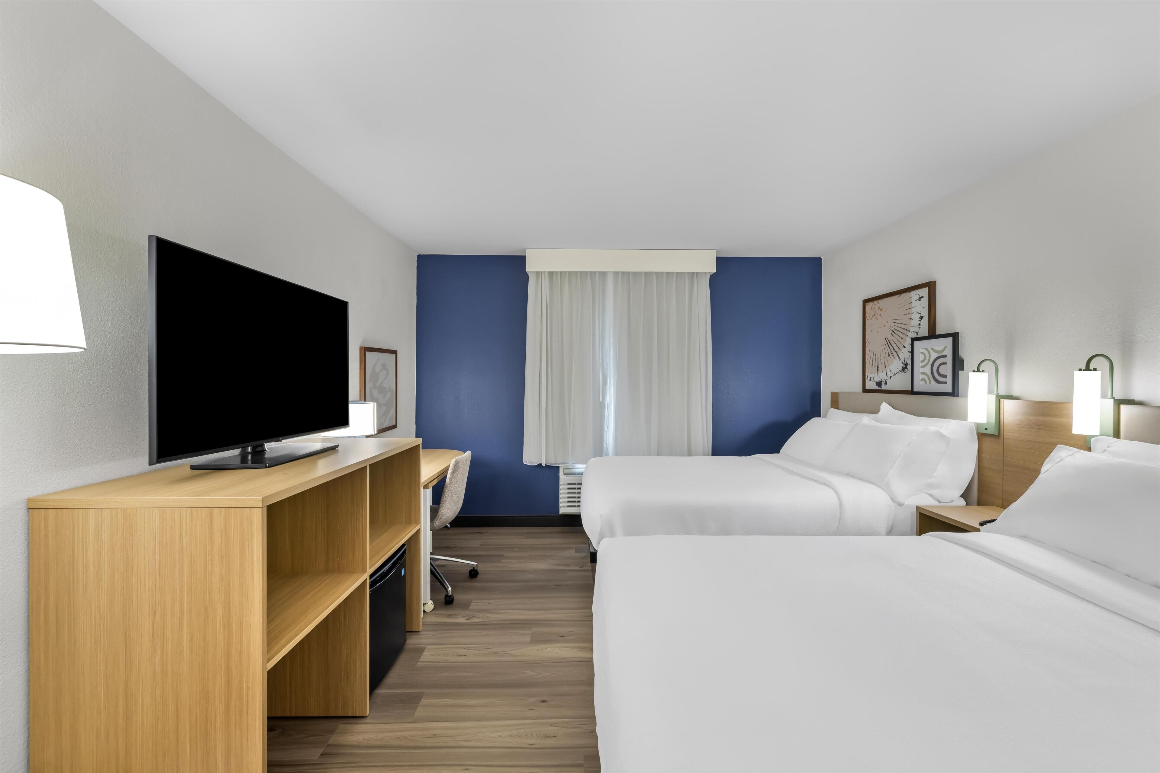 客房, 2 张大床 | 办公桌、笔记本电脑工作区、熨斗/熨衣板、免费 WiFi