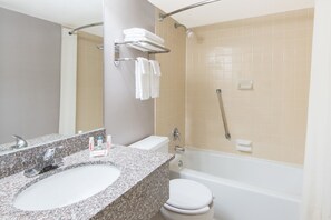 Schreibtisch, laptopgeeigneter Arbeitsplatz, BĂŒgeleisen/BĂŒgelbrett