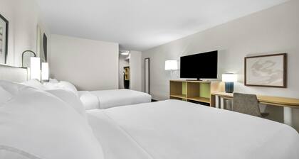 Spark by Hilton Hamburg