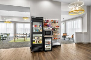 Snack bar
