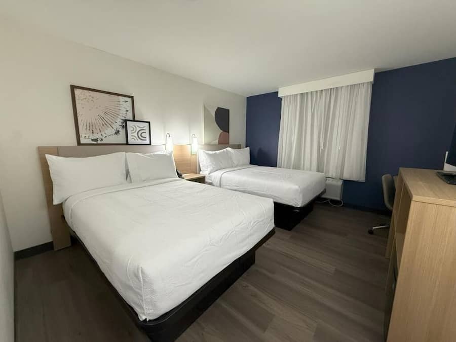 Desk, laptop workspace, iron/ironing board, free WiFi