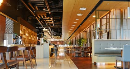 Harbor Park Hotel