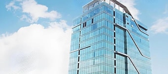 Harbor Park Hotel