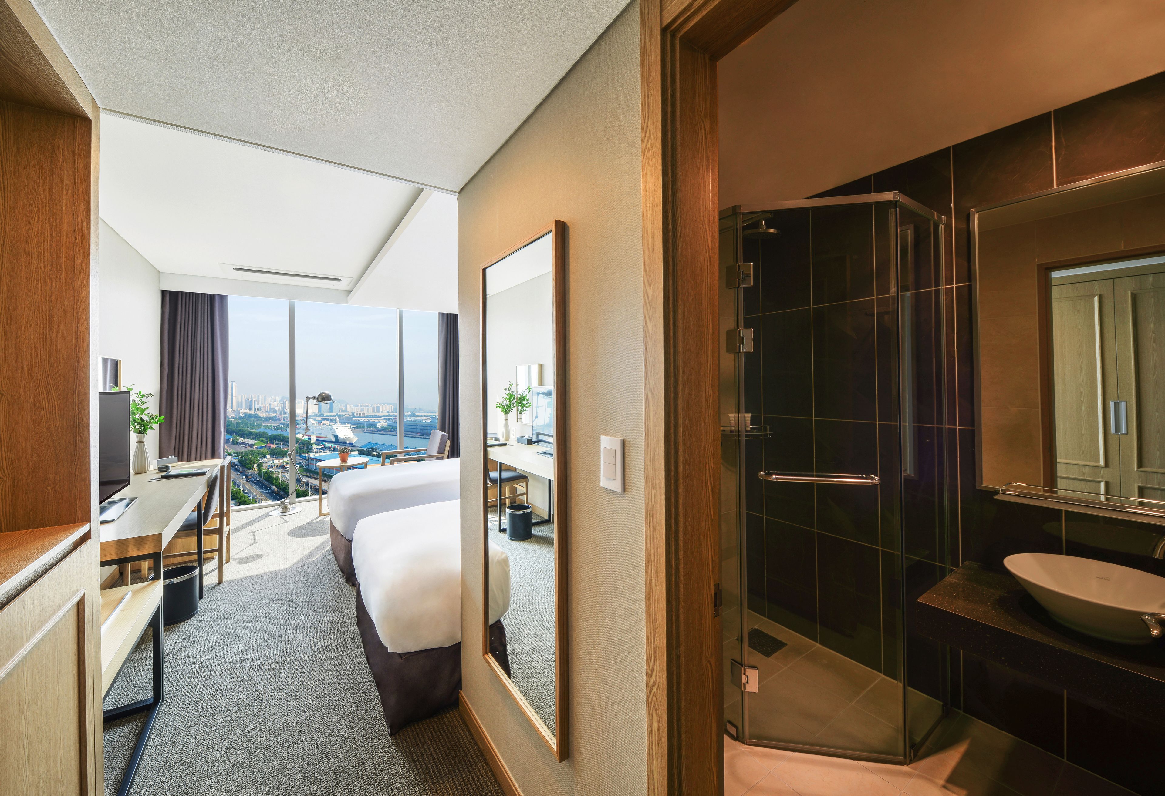 standard room, 2 single beds, non smoking | bathroom | shower, hair dryer, bathrobes, slippers