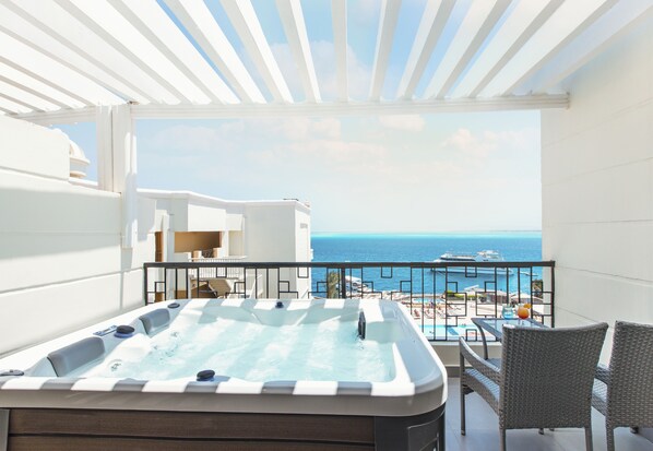 Premium Jacuzzi Suite - SUNRISE Holidays Resort - Adults Only - All inclusive (Hurghada)