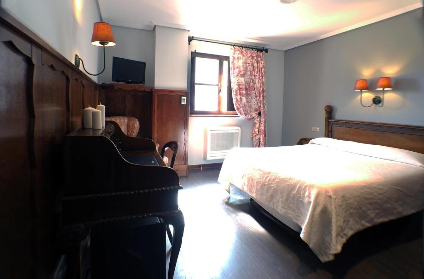 1 bedroom, minibar, desk, free wifi