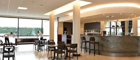 Bar (en la propiedad)