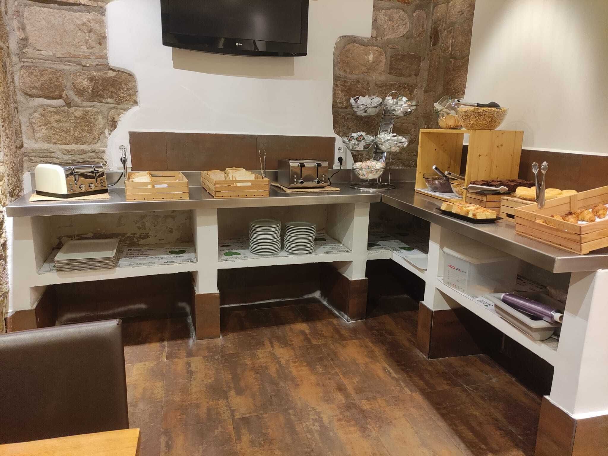Petit déjeuner buffet servi tous les jours en supplément