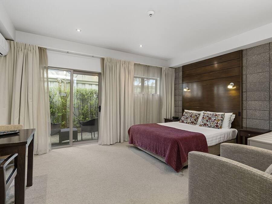 Standard Studio | Premium bedding, blackout drapes, soundproofing, iron/ironing board