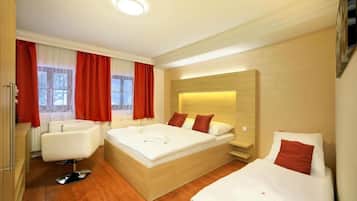 In-room safe, desk, soundproofing, free WiFi