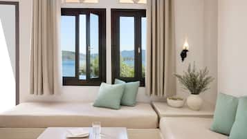 Standard Family Suite Leda | Tallelokero huoneessa, silitysrauta/-lauta, ilmainen Wi-Fi
