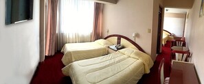 Minibar, in-room safe, soundproofing, cribs (surcharge) - Americana Hotel (Cochabamba)