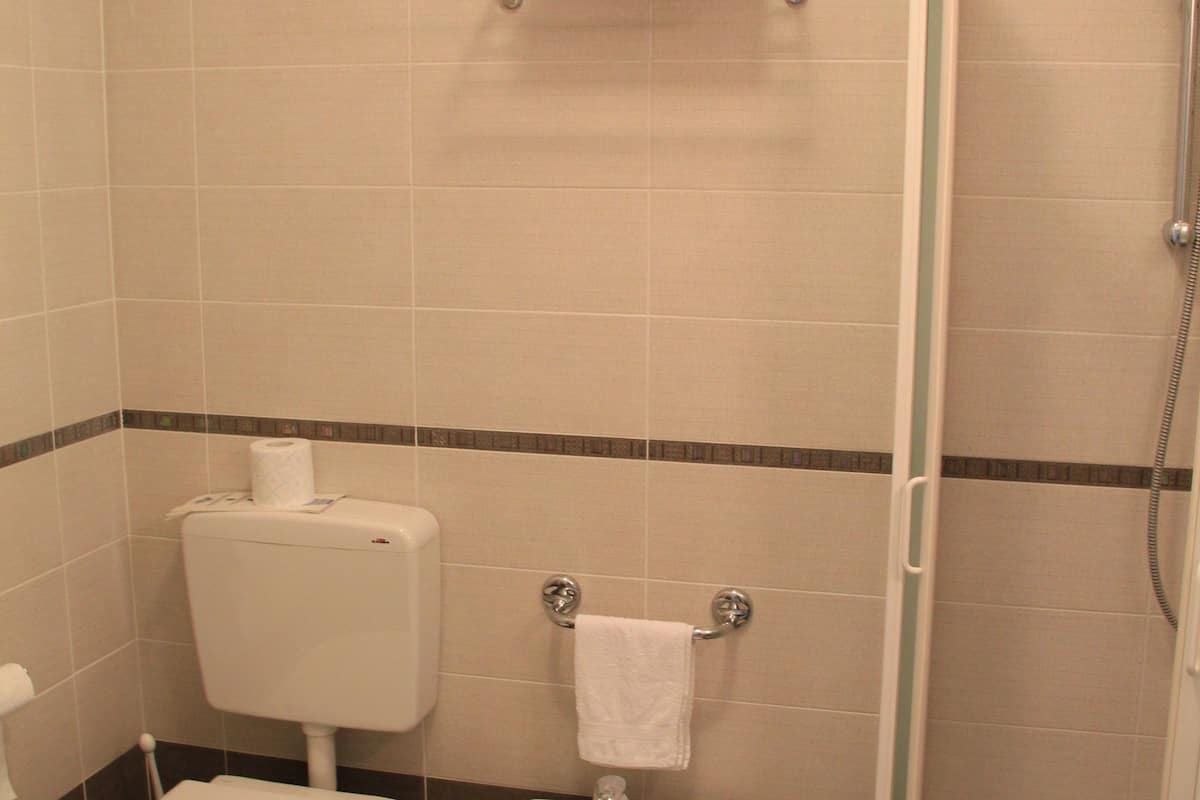 double room, balcony | bathroom | shower, rainfall showerhead, free toiletries, hair dryer