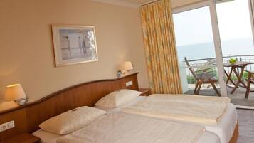 Individuell eingerichtet, Schreibtisch, kostenloses WLAN, BettwÀsche