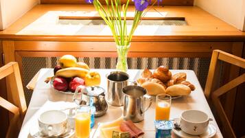 Daily continental breakfast for a fee