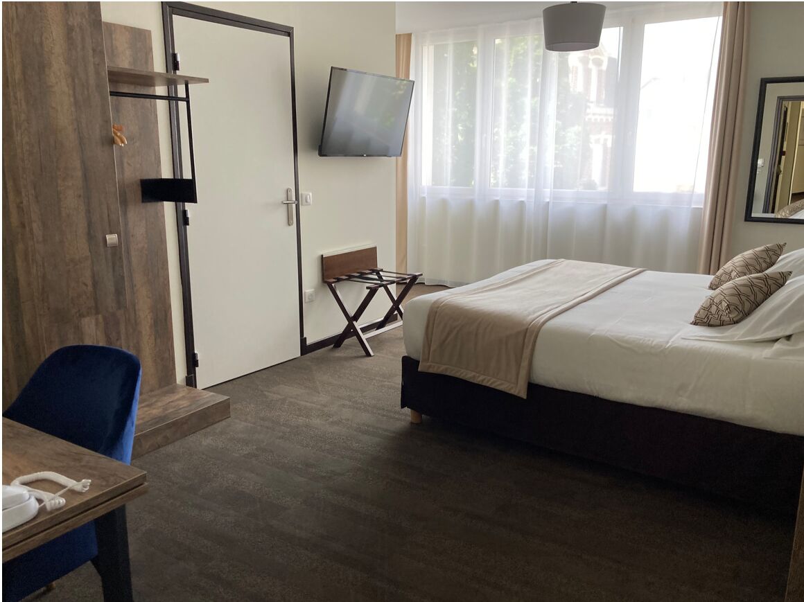 Foto - Logis Hôtel & Restaurant - Le Mouton Blanc