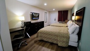 Habitación estándar, 2 camas dobles, no fumadores | Escritorio, espacio para trabajar con un portátil, wifi gratis