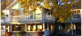 Magnolia Place Bed & Breakfast