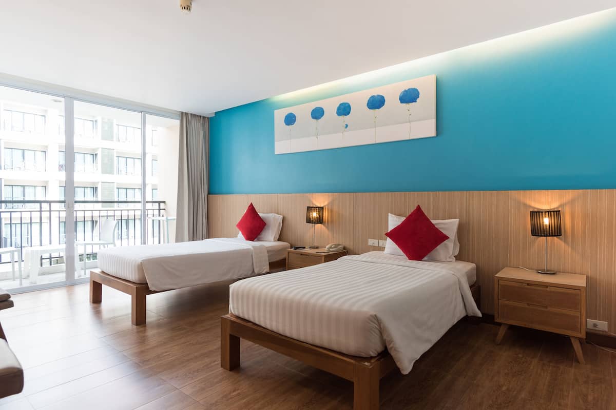 2 bedrooms, in-room safe, rollaway beds, free WiFi