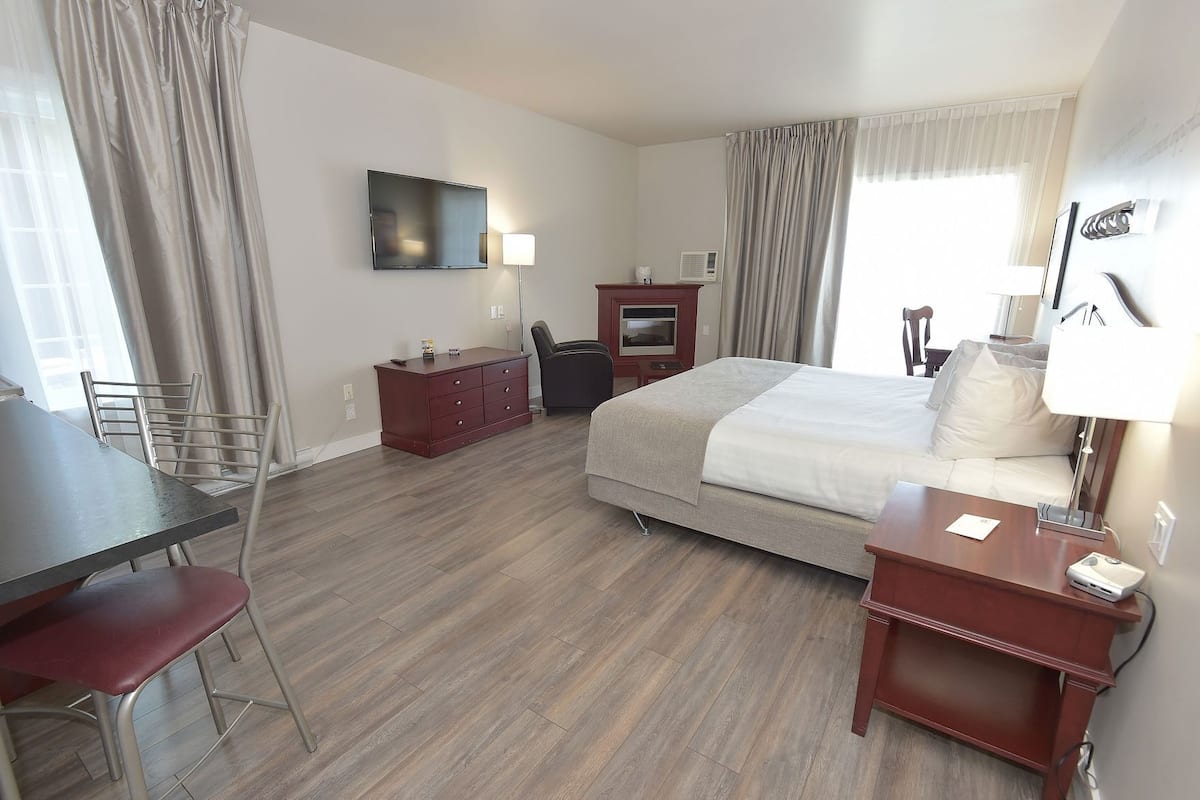 Zimmersafe, individuell dekoriert, individuell eingerichtet