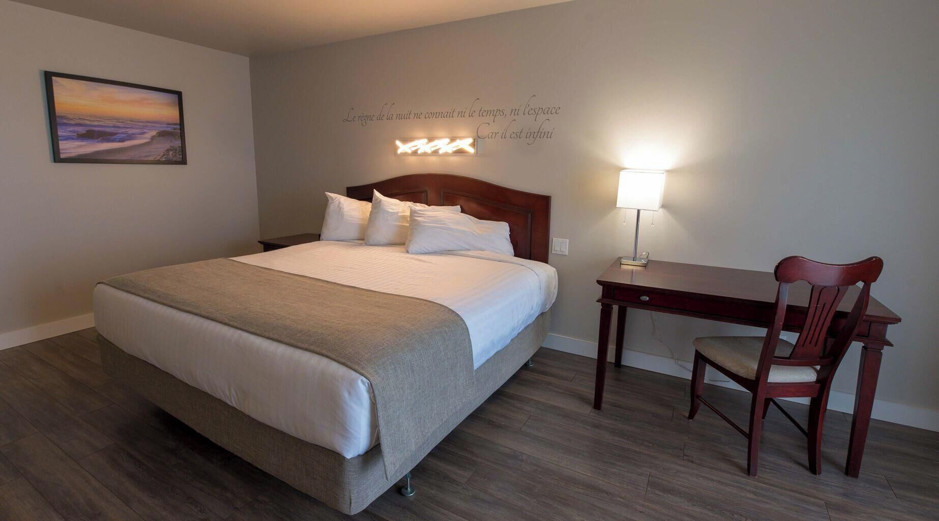 Zimmersafe, individuell dekoriert, individuell eingerichtet