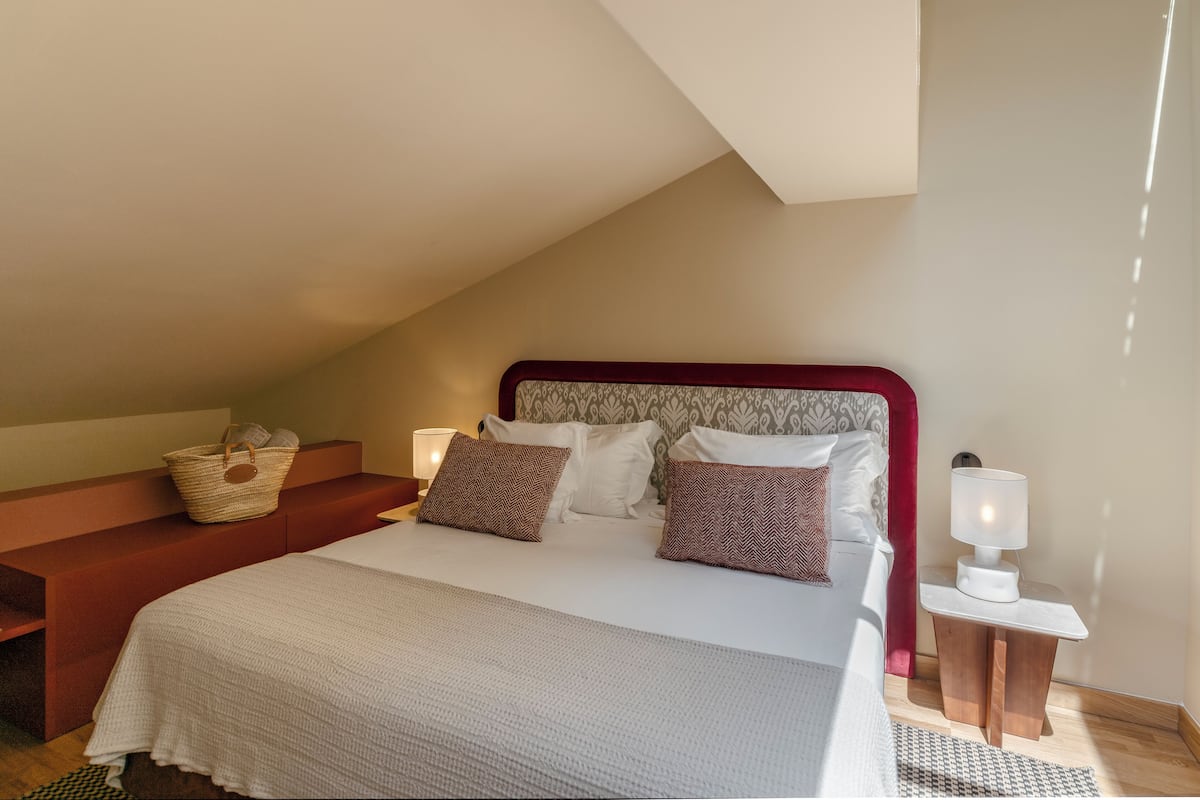 1 bedroom, premium bedding, down comforters, minibar