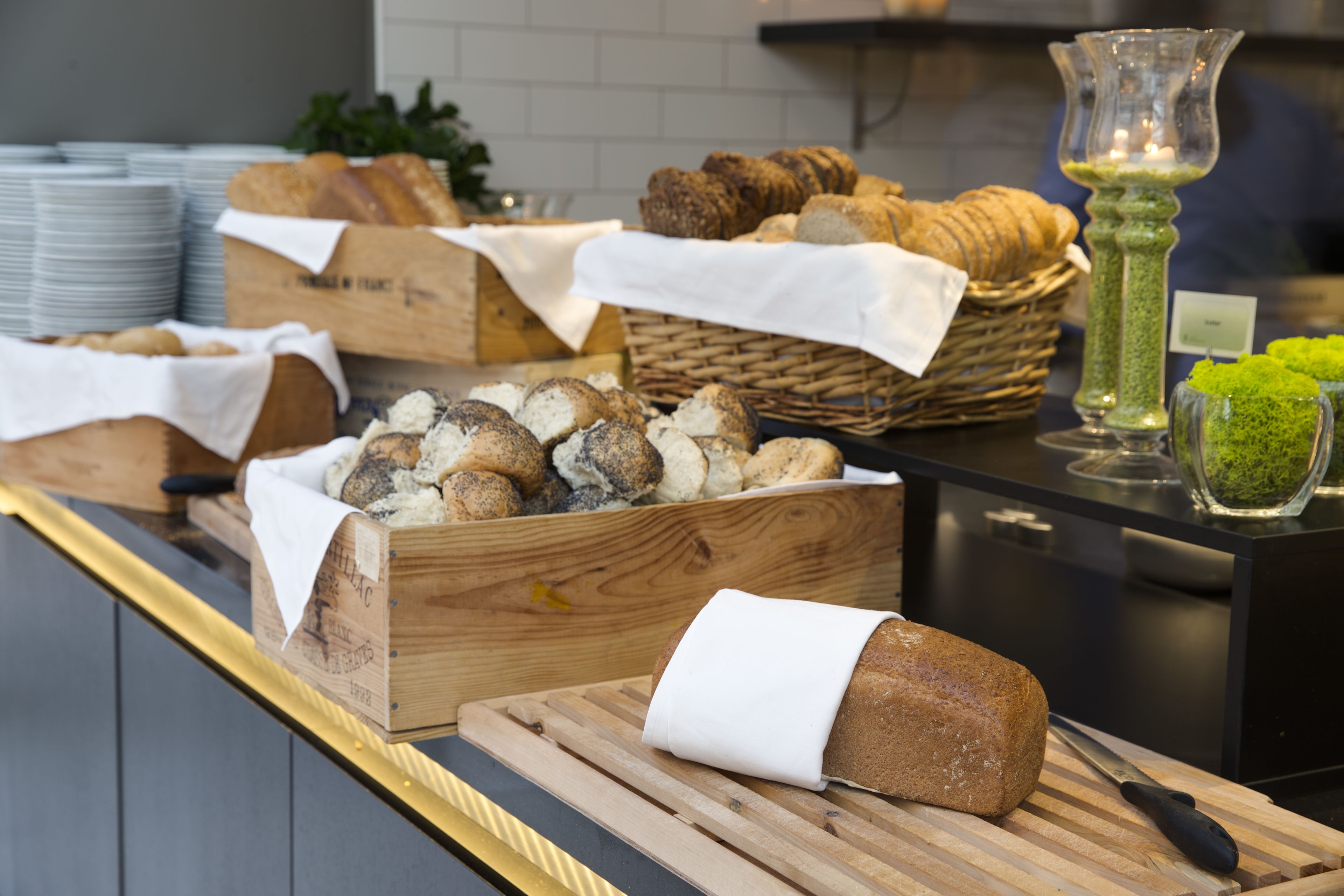 daily buffet breakfast (nok 249 per person)