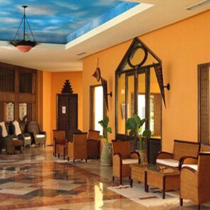 Lobby - African Queen (Hammamet)