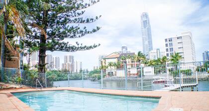 Surfers Riverside Apartments