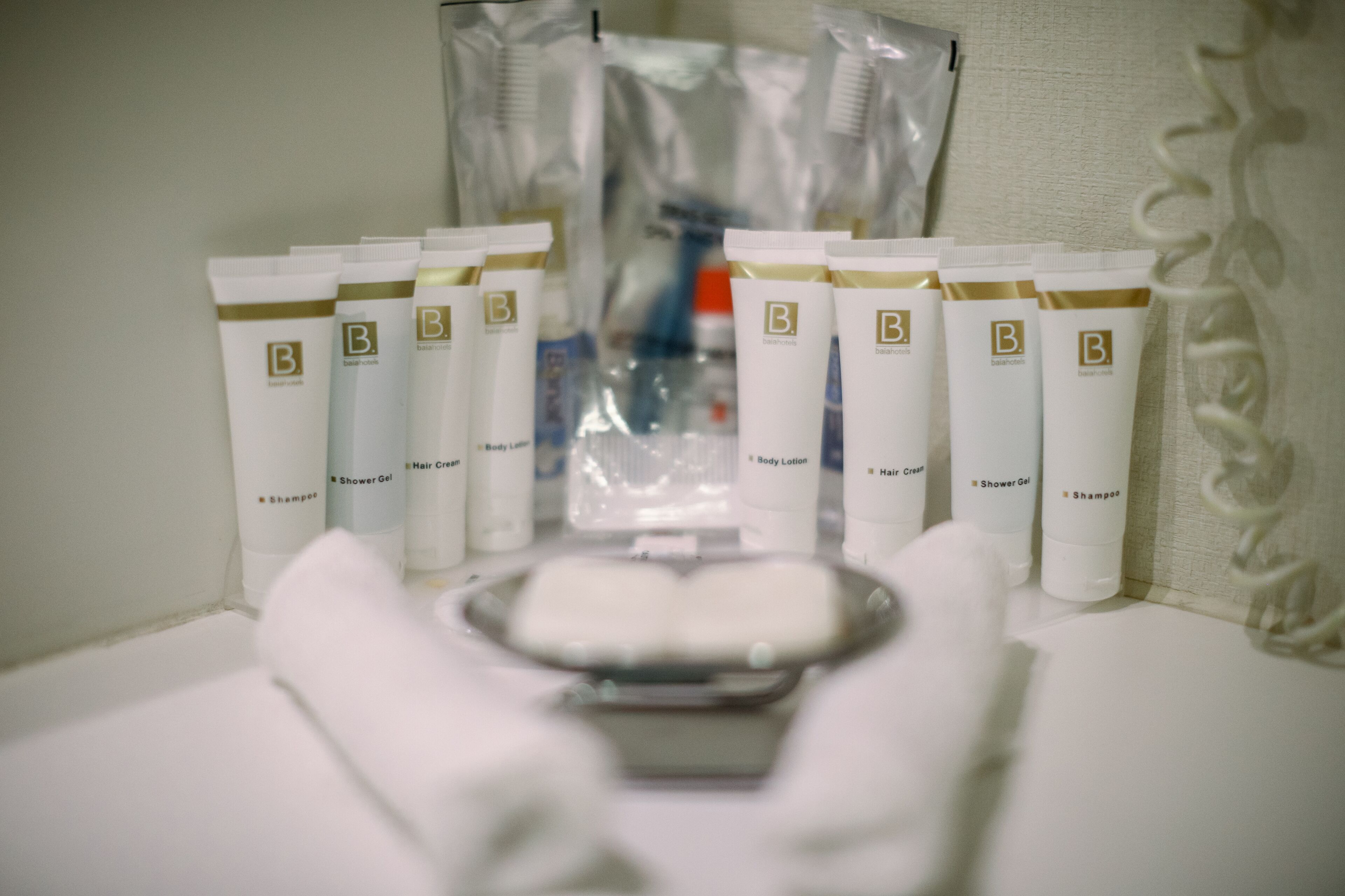 junior suite, 1 bedroom (hot tub) | bathroom | shower, hair dryer, bathrobes, slippers