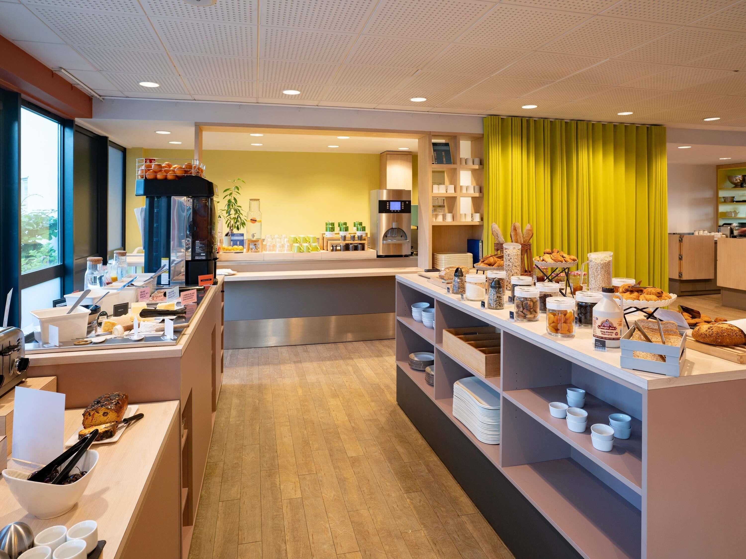 daily buffet breakfast (eur 15 per person)