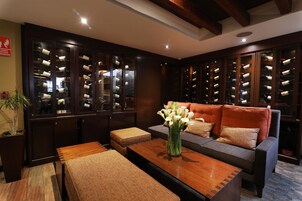 Breakfast, lunch and dinner served