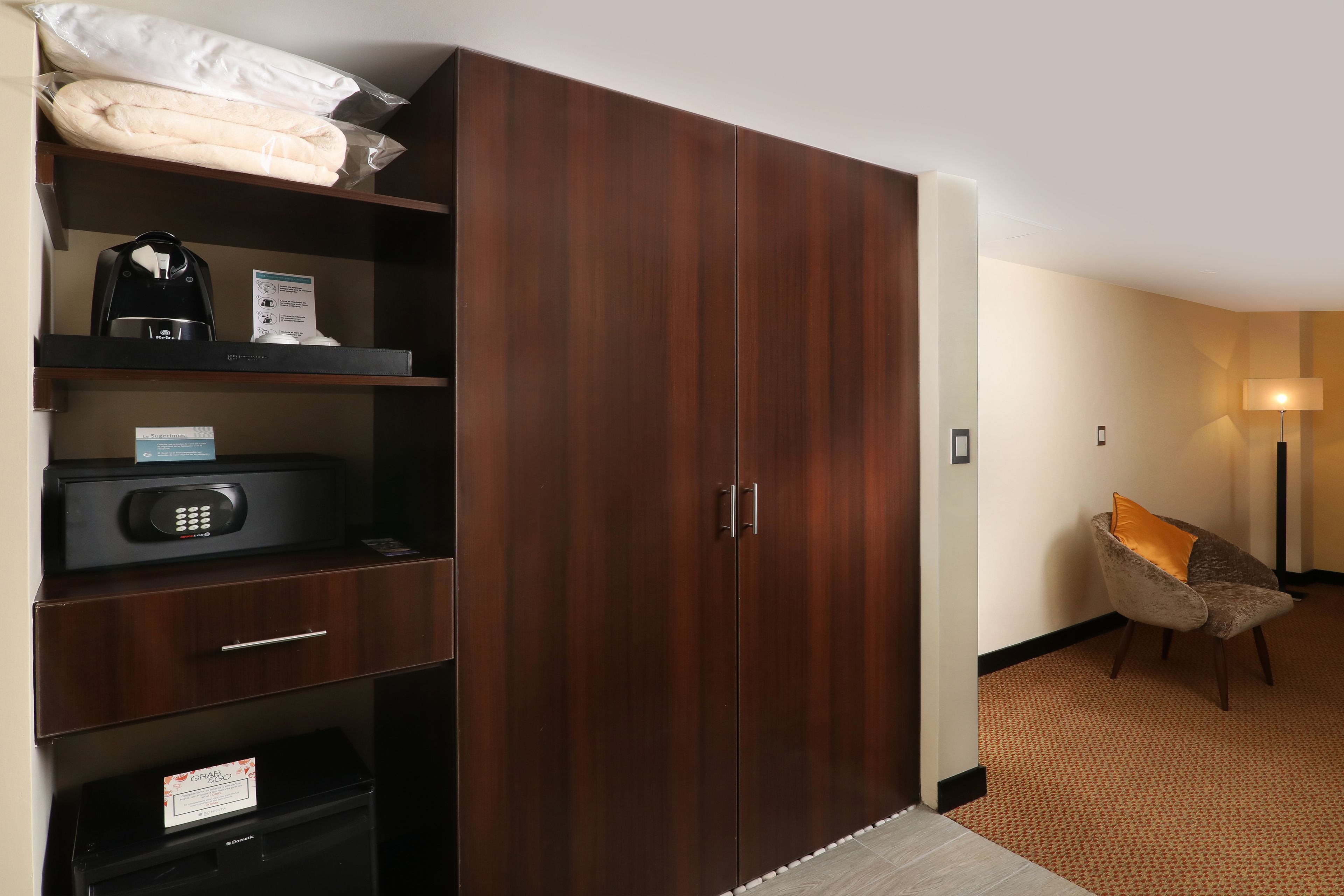 1 bedroom, premium bedding, down duvets, select comfort beds