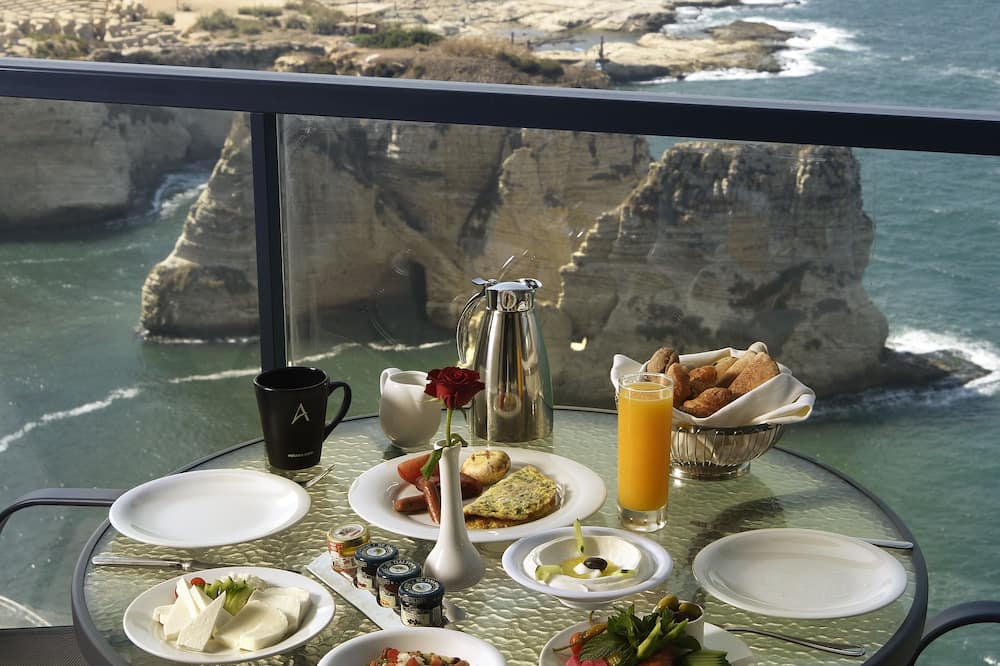 Raouché Arjaan by Rotana