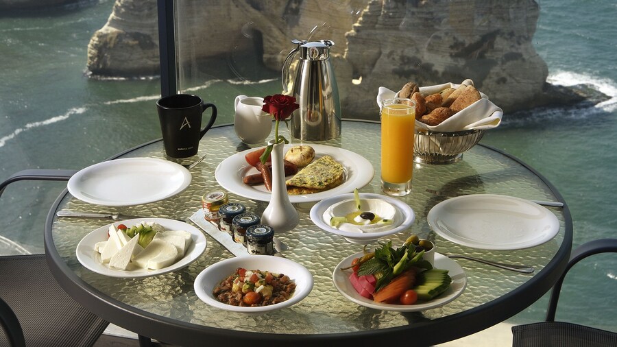 Raouché Arjaan by Rotana