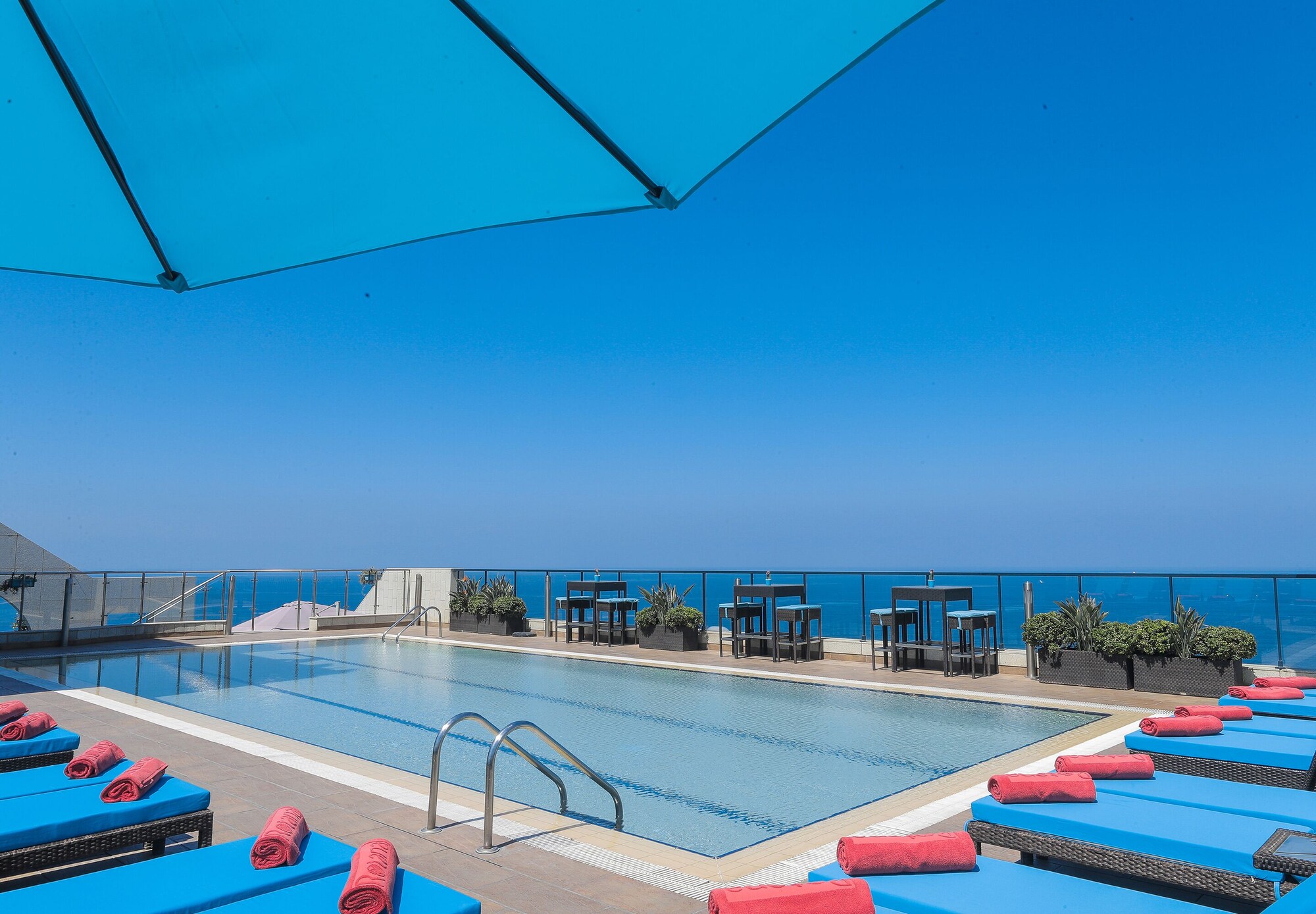 4 Star Hotels