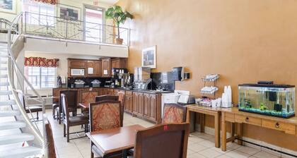 Howard Johnson Inn Salina