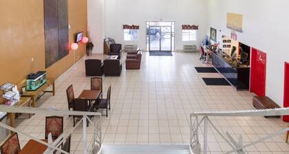 Howard Johnson Inn Salina