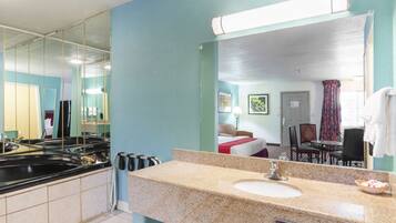 Junior Suite (With Soaking Tub) | Bathroom sink