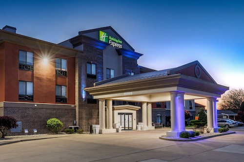 Holiday Inn Express & Suites Shelbyville Indianapolis by IHG