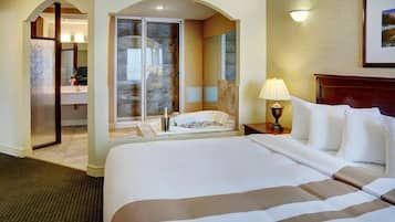 Luxury Suite, 1 King Bed with Sofabed | Internet, alarm clocks